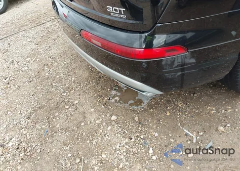 2017 Audi Q7 3.0T Premium из США, поврежденный, VIN WA1LAAF7XHD048124